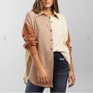 Acoa Button up shirt size XL